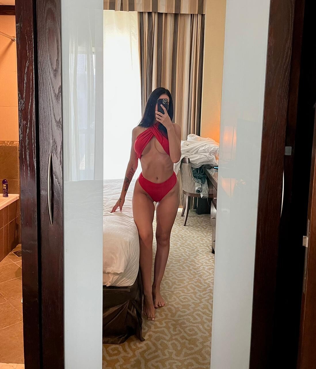 מרכז – ג'ניפר - תמונה 2